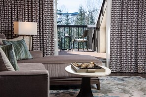 Frette Italian sheets, premium bedding, down comforters, pillowtop beds - Grand Hyatt Vail Resort and Spa (Vail)
