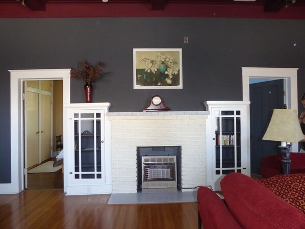 House, 2 Bedrooms | 2 bedrooms, Egyptian cotton sheets, premium bedding - Brennan House (Carlsbad)