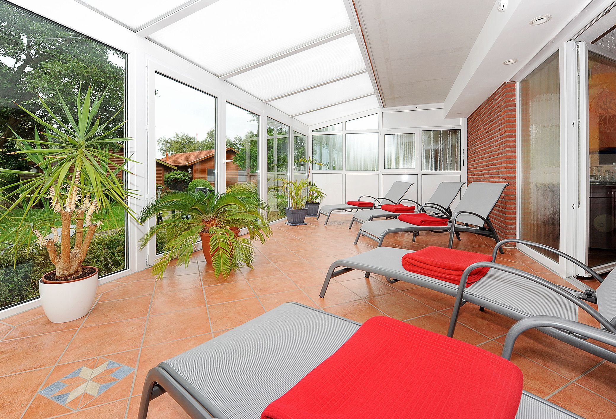 ทรีทเมนท์ดูแลผิว, บอดี้แรป, สครับขัดผิว, การบำบัดด้วยน้ำทะเล