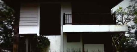 House, 3 Bedrooms | Exterior