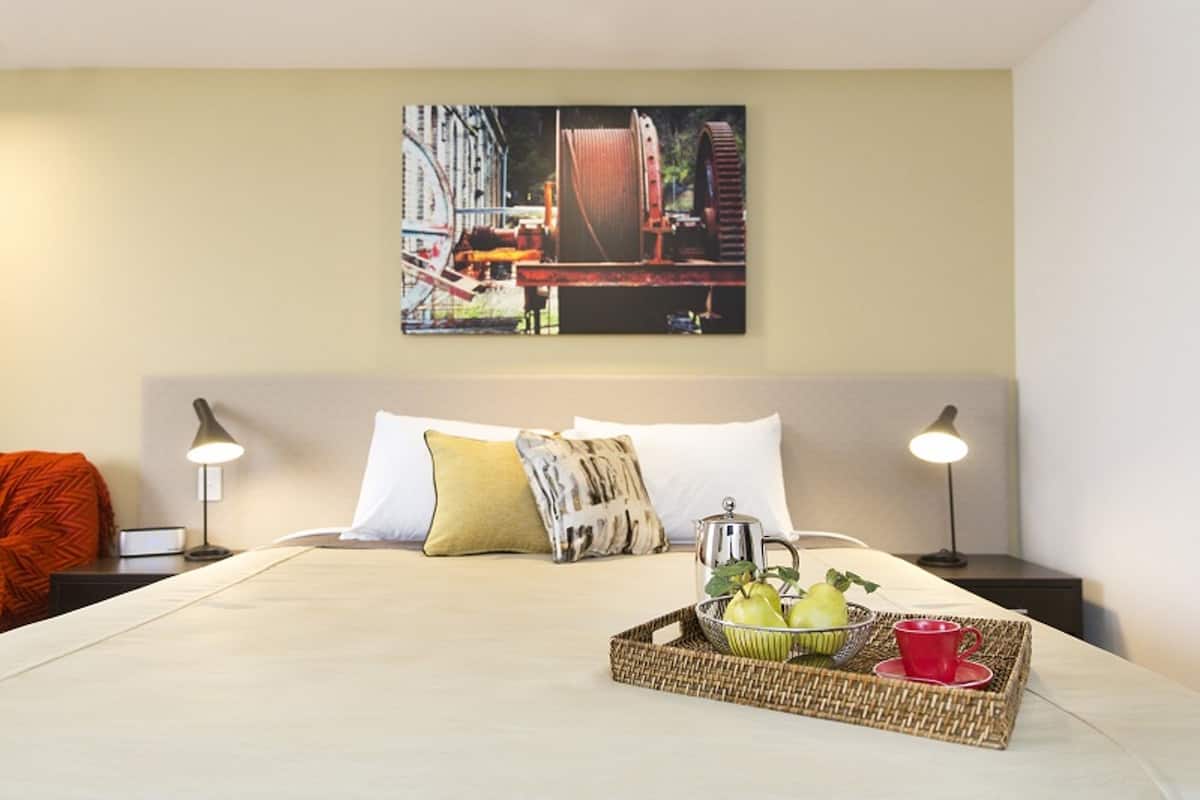1 bedroom, premium bedding, desk, iron/ironing board