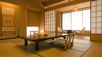 Quarto Tradicional (South Tower, Ishidan View) | Frigobar, cofres nos quartos, camas extras/dobráveis (sobretaxa)