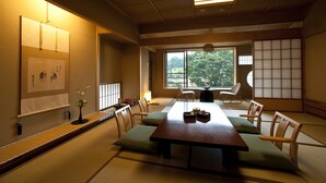 Hinoki - Zakuro (Standard Japanese Room South Tower), Ishidan View | Minibar, in-room safe, rollaway beds (surcharge), WiFi (free) - Oyado Tamaki (Shibukawa)