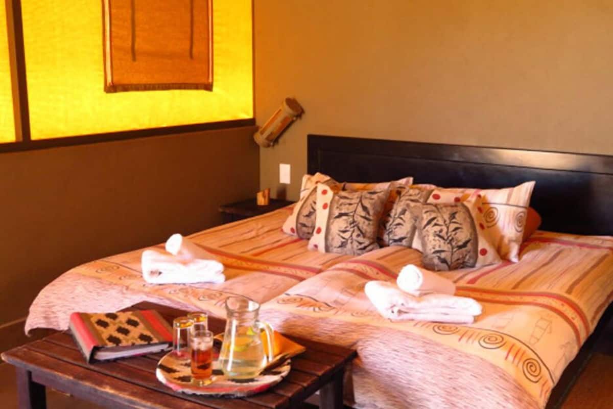 Chalet | 1 bedroom, desk, rollaway beds (surcharge), bed sheets