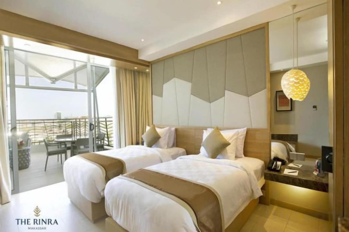 Premier Twin Room
