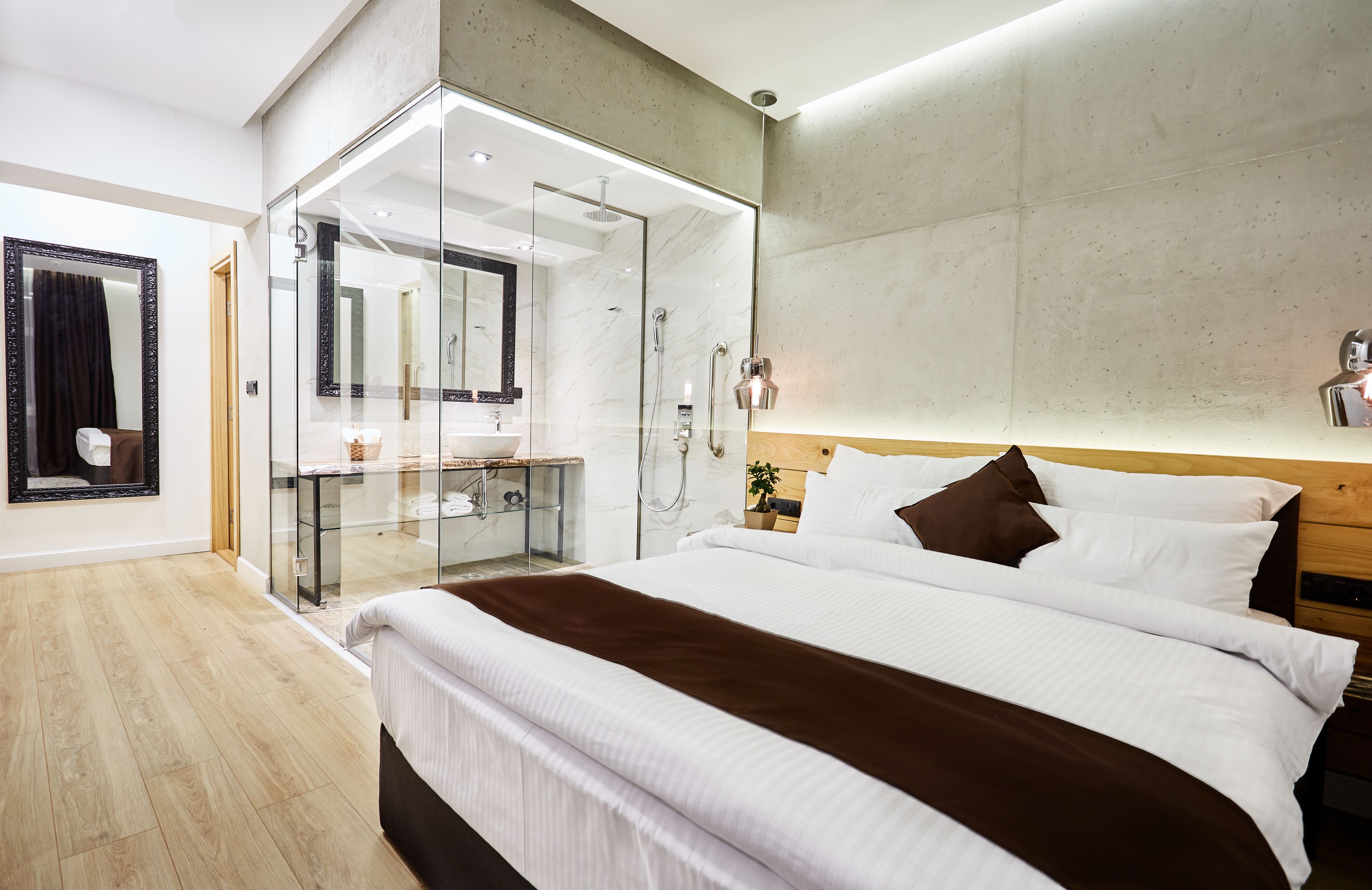 Photo - One Luxury Suites