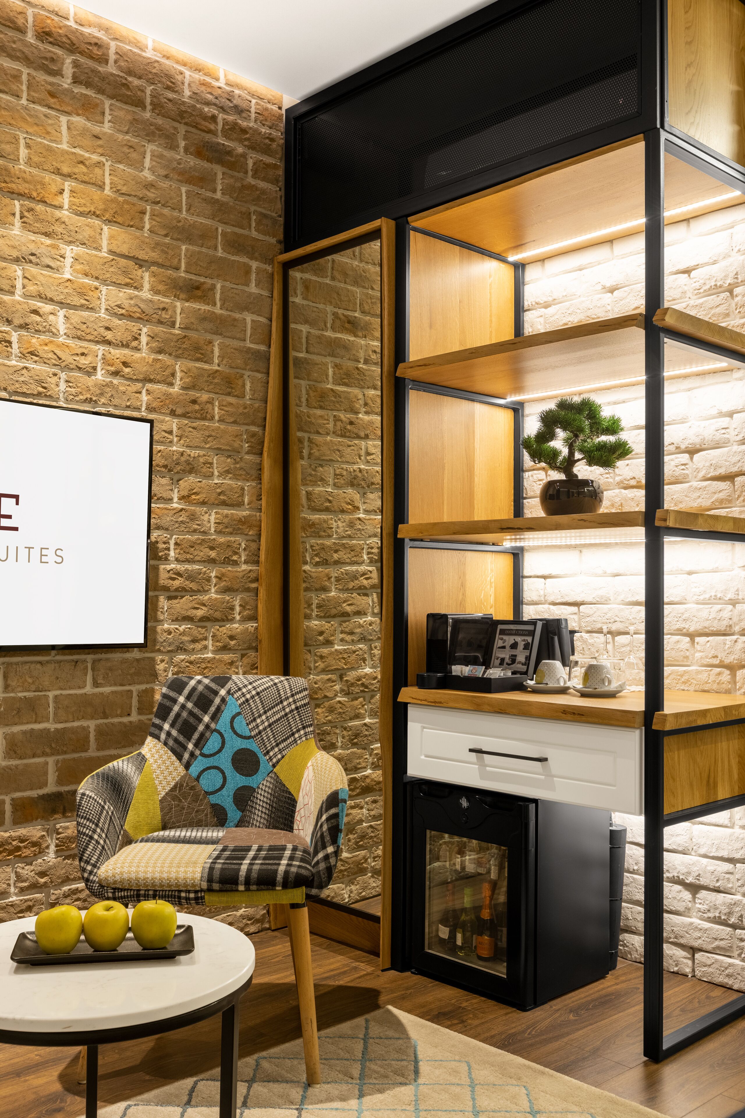 Photo - One Luxury Suites