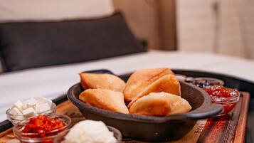 Desayuno continental todos los días (EUR 8 por persona)