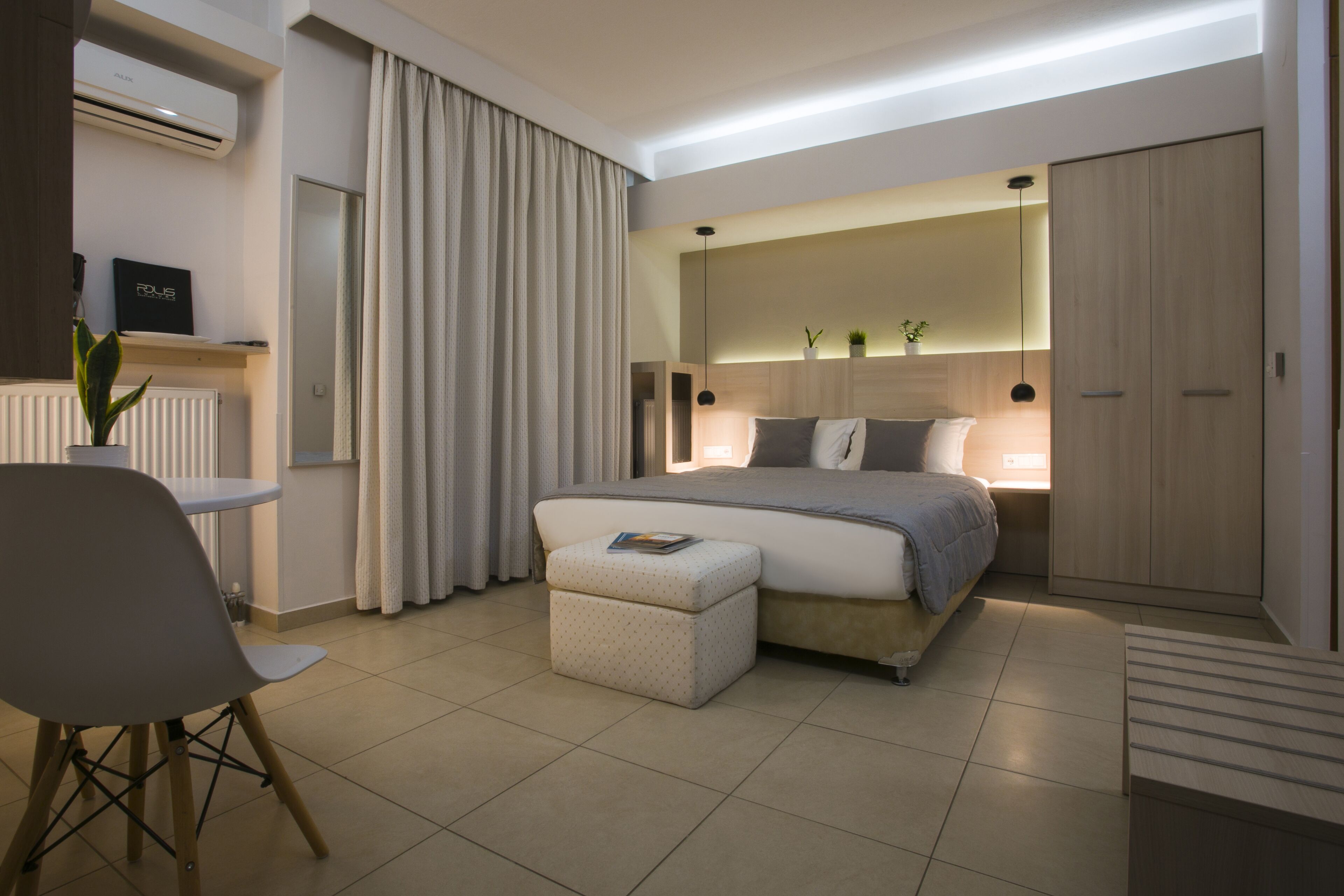 標準開放式客房 | 埃及棉床單、防敏寢具、羽絨被、房內夾萬