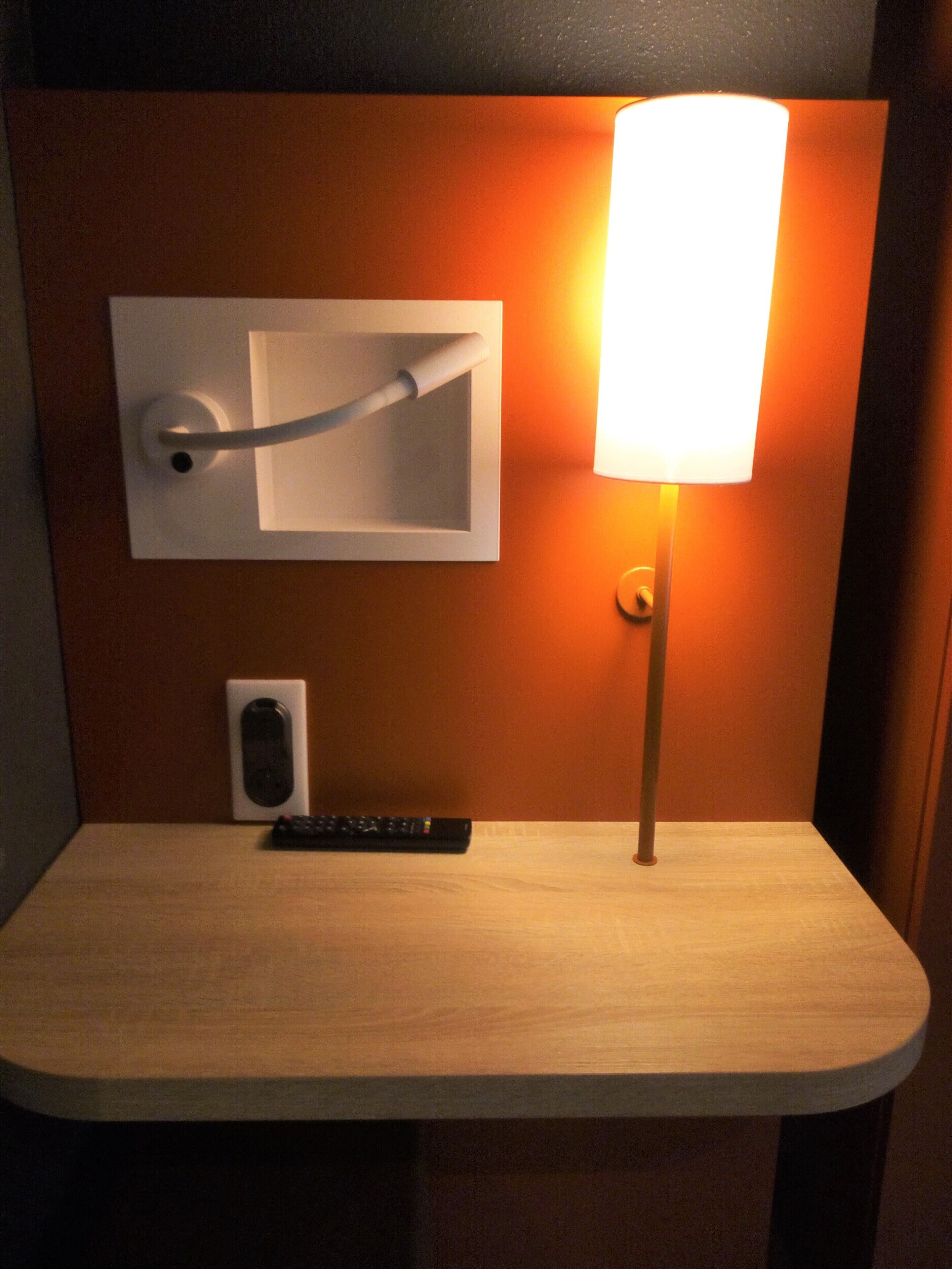 desk, blackout curtains, soundproofing, free wifi