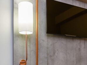 Desk, blackout curtains, soundproofing, free WiFi