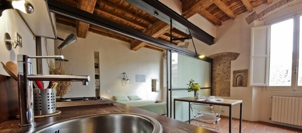 อพาร์ทเมนท์, 1 ห้องนอน, ห้องครัว (Location: Via Sdrucciolo dei Pitti 12) | ครัวส่วนตัว