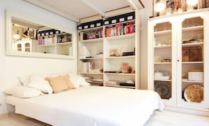 Studio, 1 chambre, cuisine (Location: Via Dei Canacci 5) | Wi-Fi gratuit