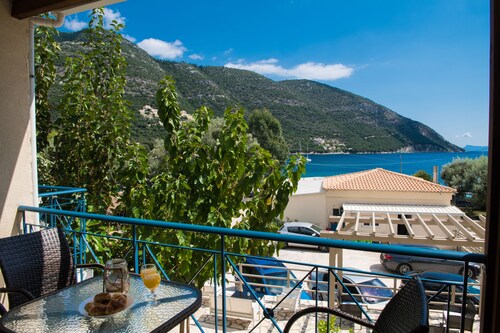 Ilianthos Apartments & Studios