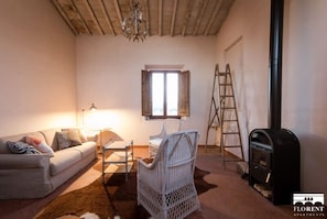 Huoneisto, 3 makuuhuonetta, keittiö (Location: Borgo Pinti 32) | Oleskelualue | Taulutelevisio