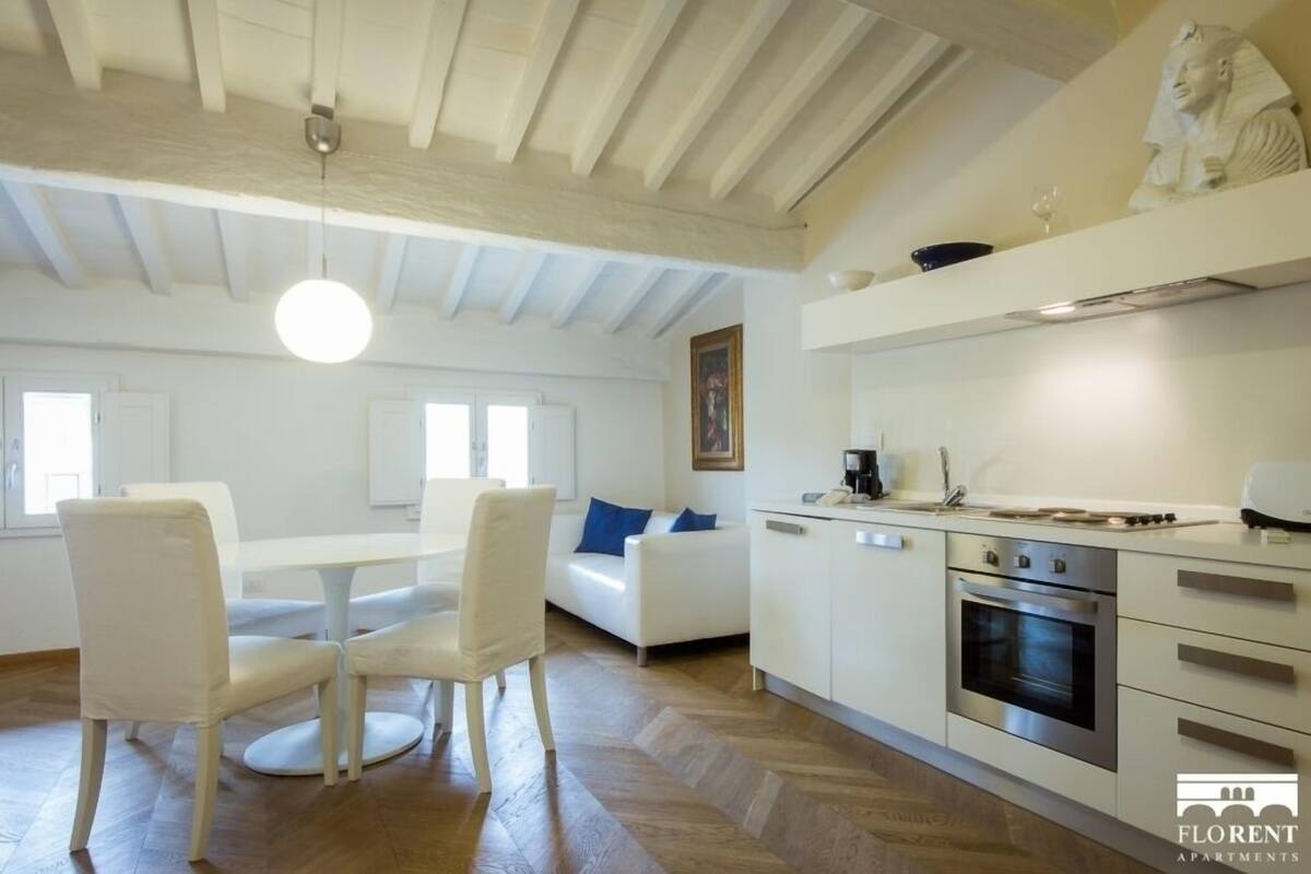 Suite, 1 Bedroom, Kitchen (Location: Piazza Santa Croce 18) | Private kitchen
