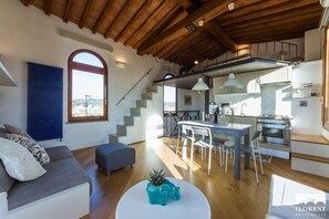 Apartment, 1 Schlafzimmer, Terrasse (Location: Via Ghibellina 51) | Wohnbereich