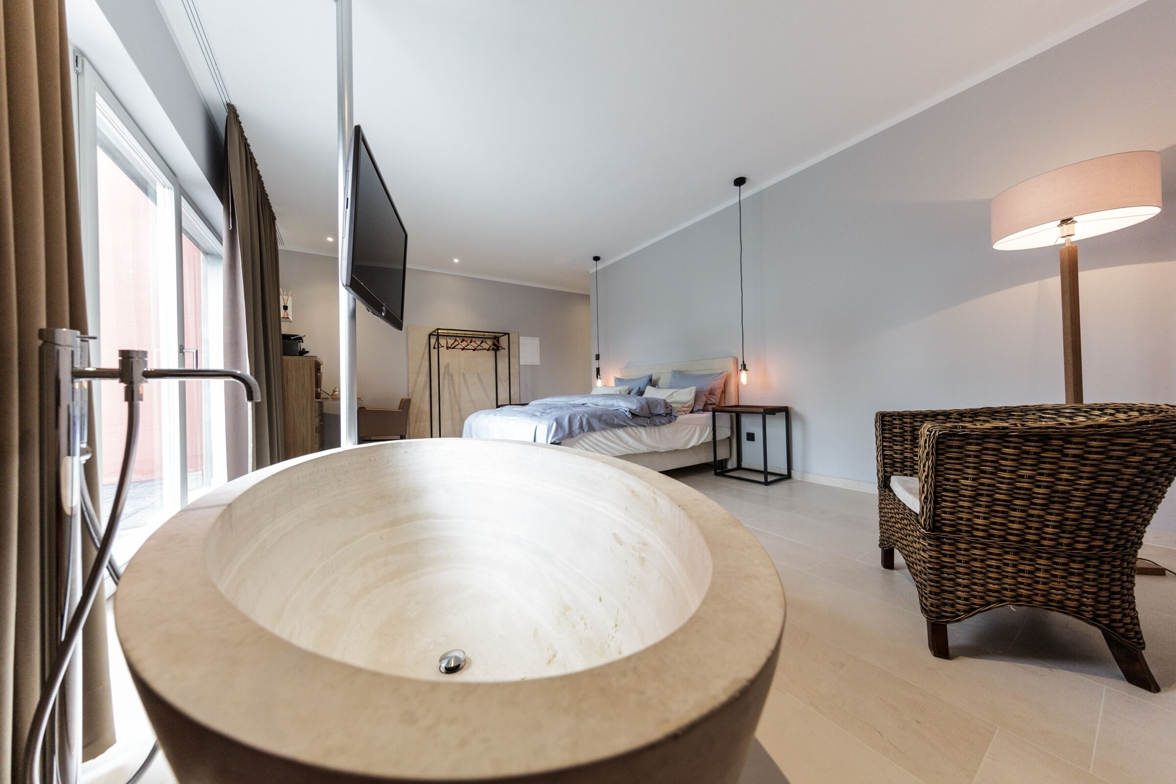 Premium bedding, individually decorated, individually furnished, desk