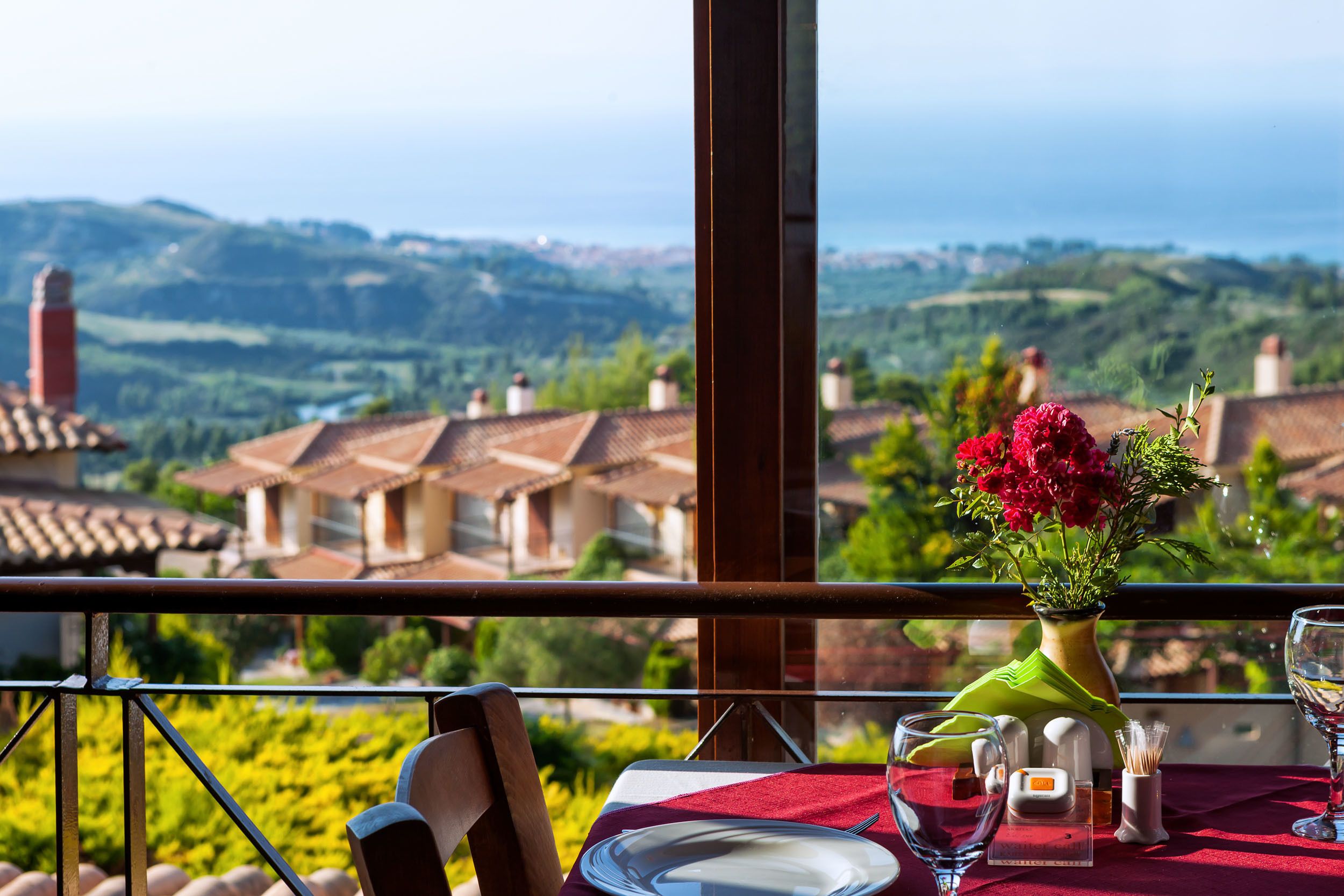 Breakfast, lunch, dinner served; Mediterranean cuisine 