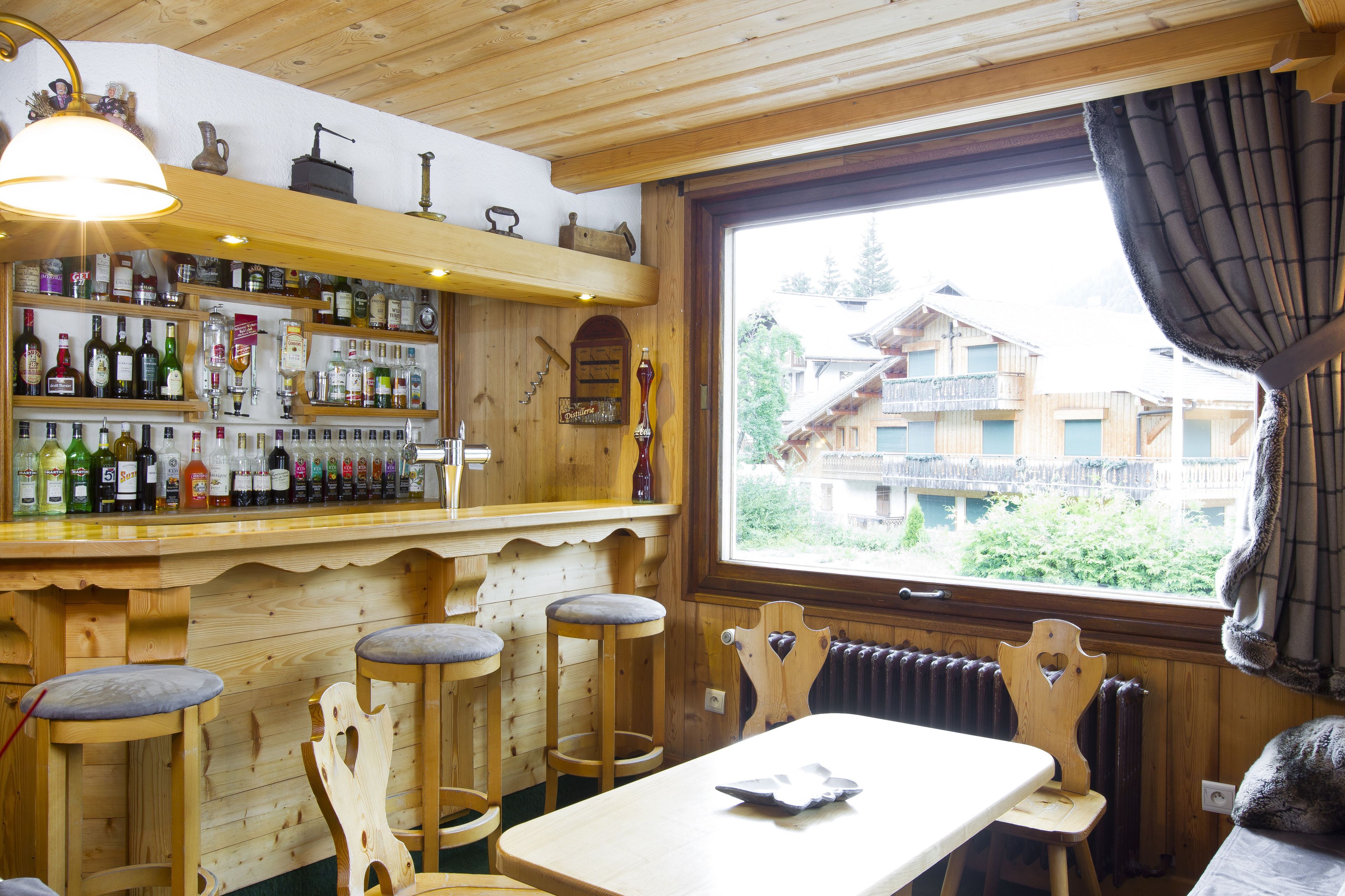 Bar (in der Unterkunft)