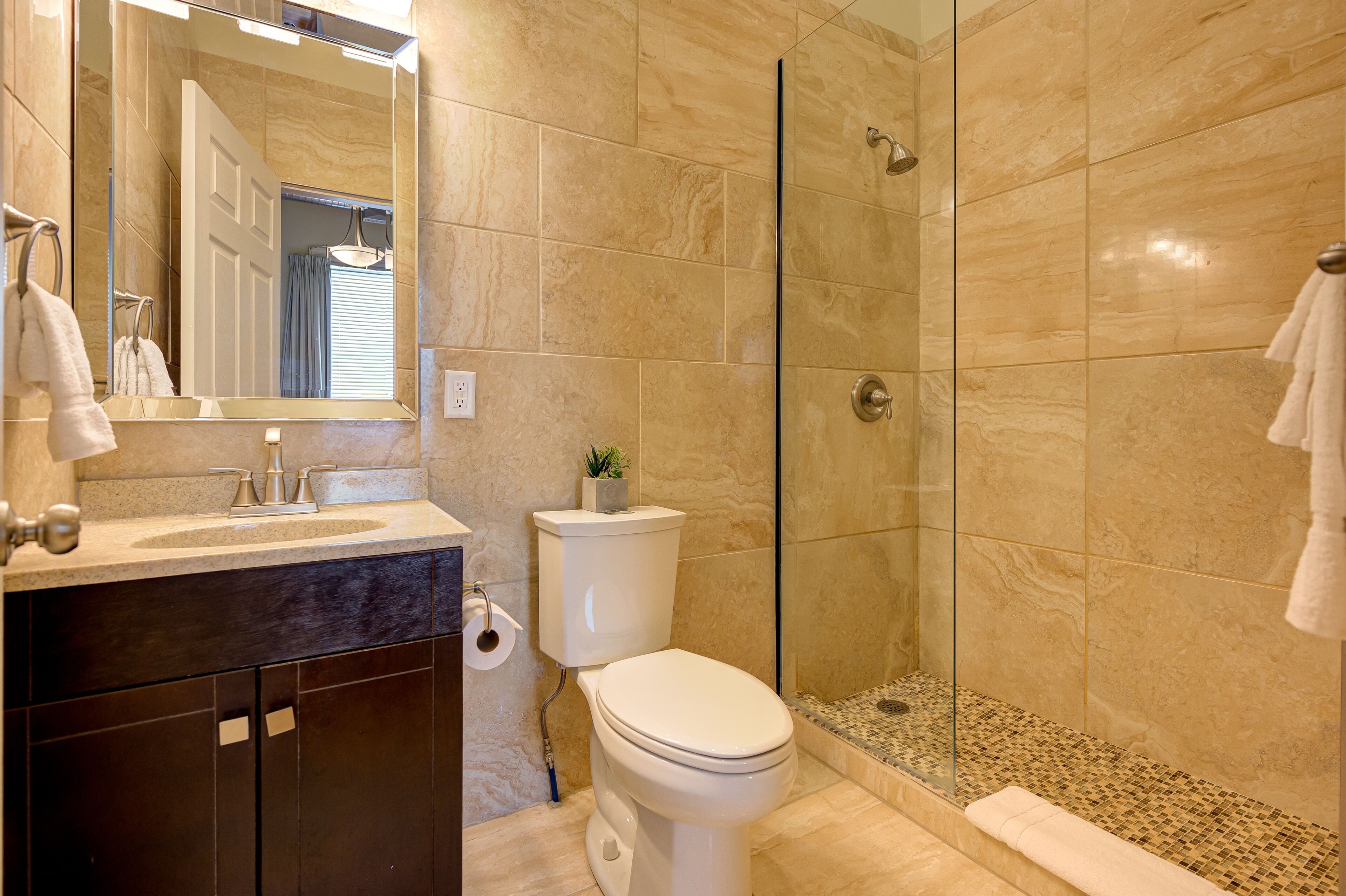 Premium Apartment, City View | Bathroom | Shower, free toiletries, hair dryer, soap