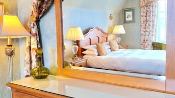 Premium Double Room, Sea View (Room 12) | 1 bedroom, premium bedding, iron/ironing board, bed sheets
