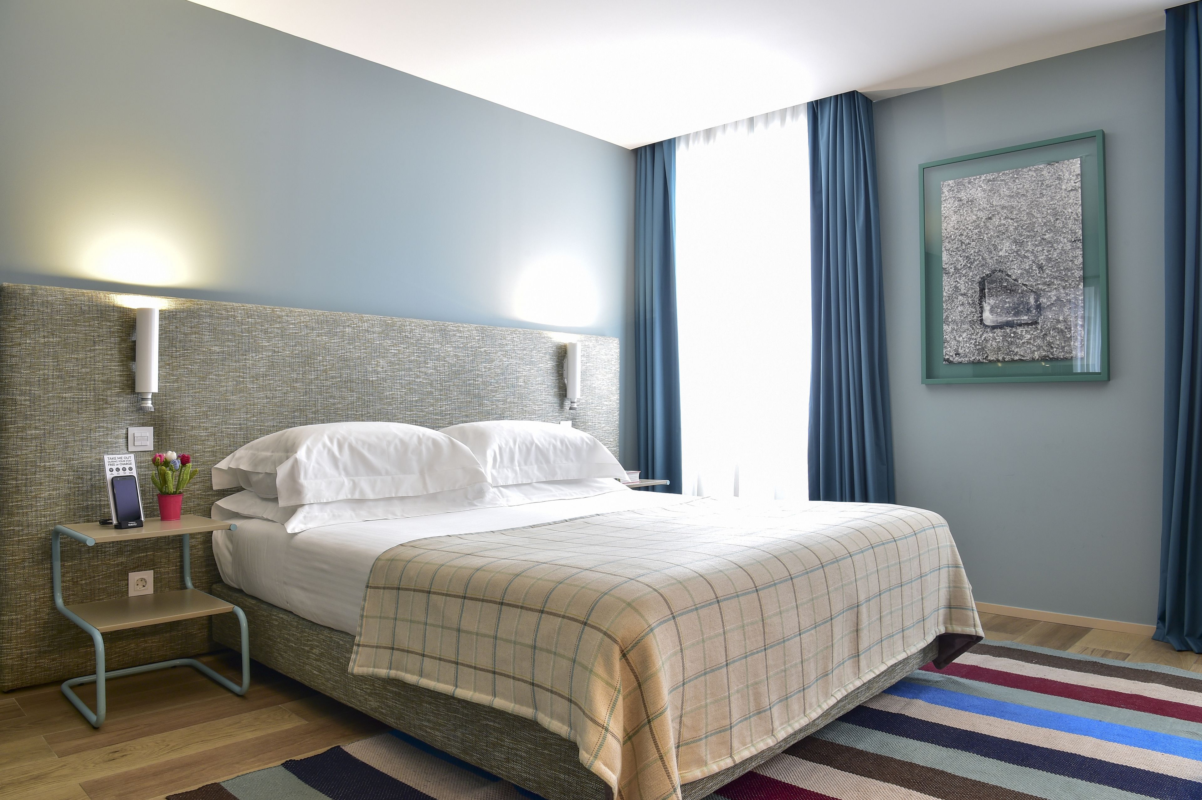 hypo-allergenic bedding, minibar, in-room safe, desk