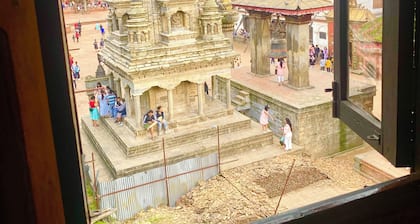 Shiva Guest House
