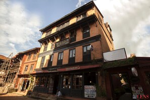 Fachada de la propiedad