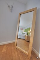 Double Room | Premium bedding, desk, laptop workspace, soundproofing