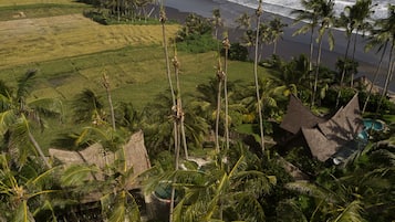 Pemandangan dari hartanah