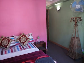In-room safe, free WiFi - Mountain Guest House (Bhaktapur)