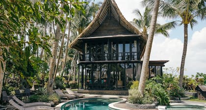 Most Exotic Beachfront Villa Keong