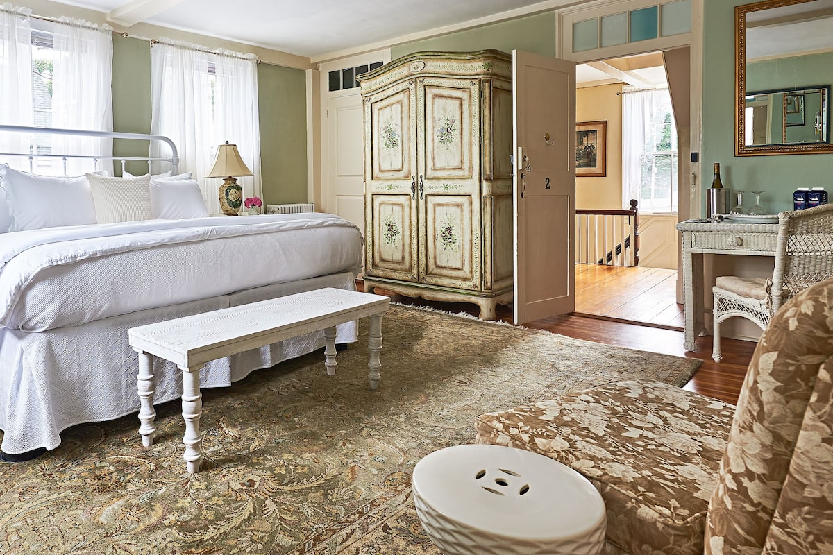 Premium bedding, individually decorated, individually furnished
