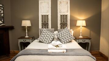 In-room safe, individually furnished, iron/ironing board, free WiFi
