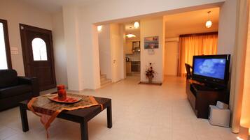 32-inch flat-screen TV with satellite channels, LCD TV, DVD player