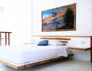 Minibar, coffres-forts dans les chambres, décoration personnalisée