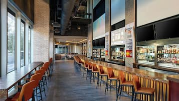 2 bars/lounges, wine bar, rooftop bar