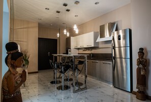 1 Bedroom Apartment | Private kitchen