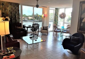 Apartment 208 | Living area