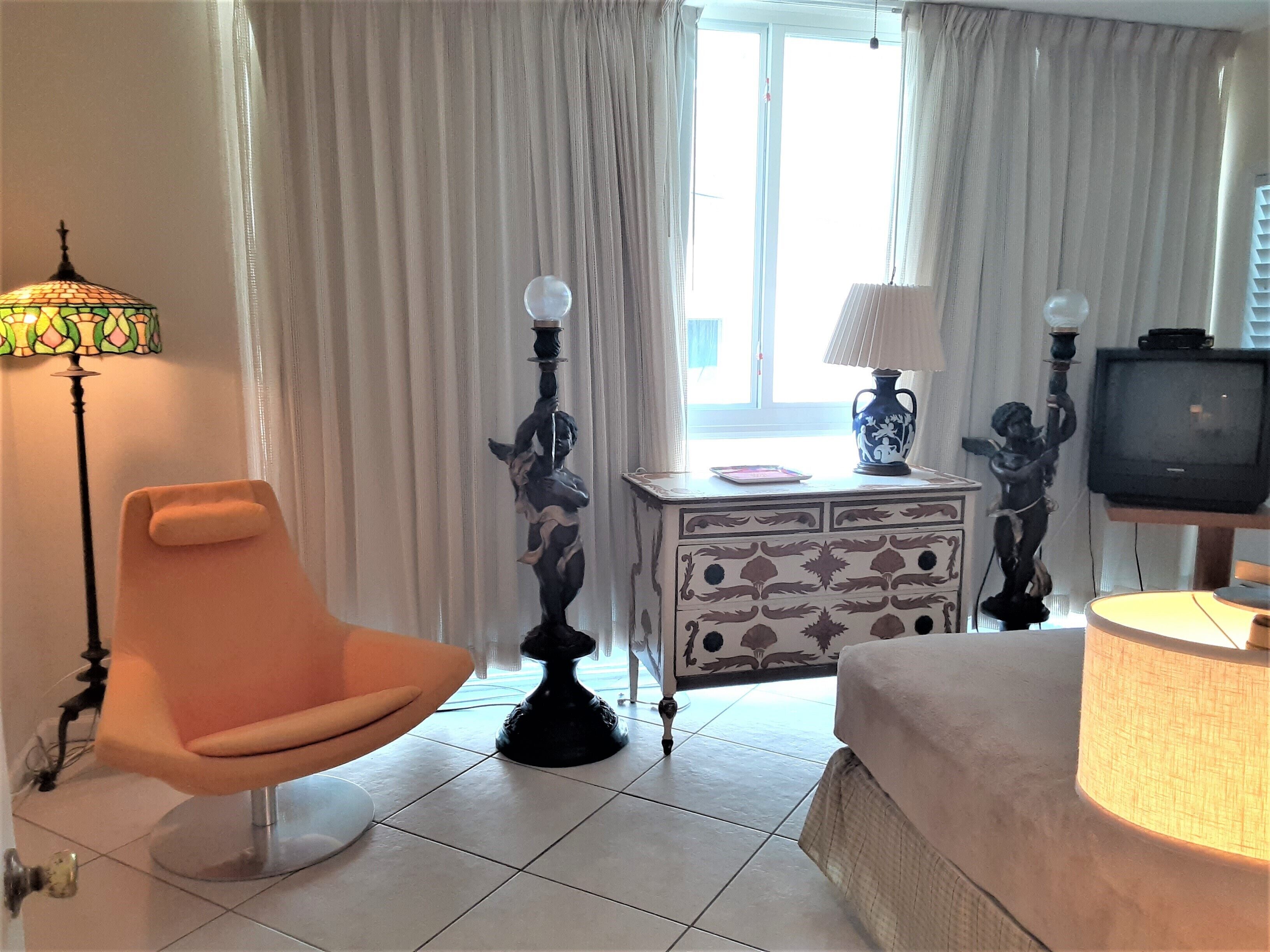 Photo - Manhattan Tower Apartment Hotel