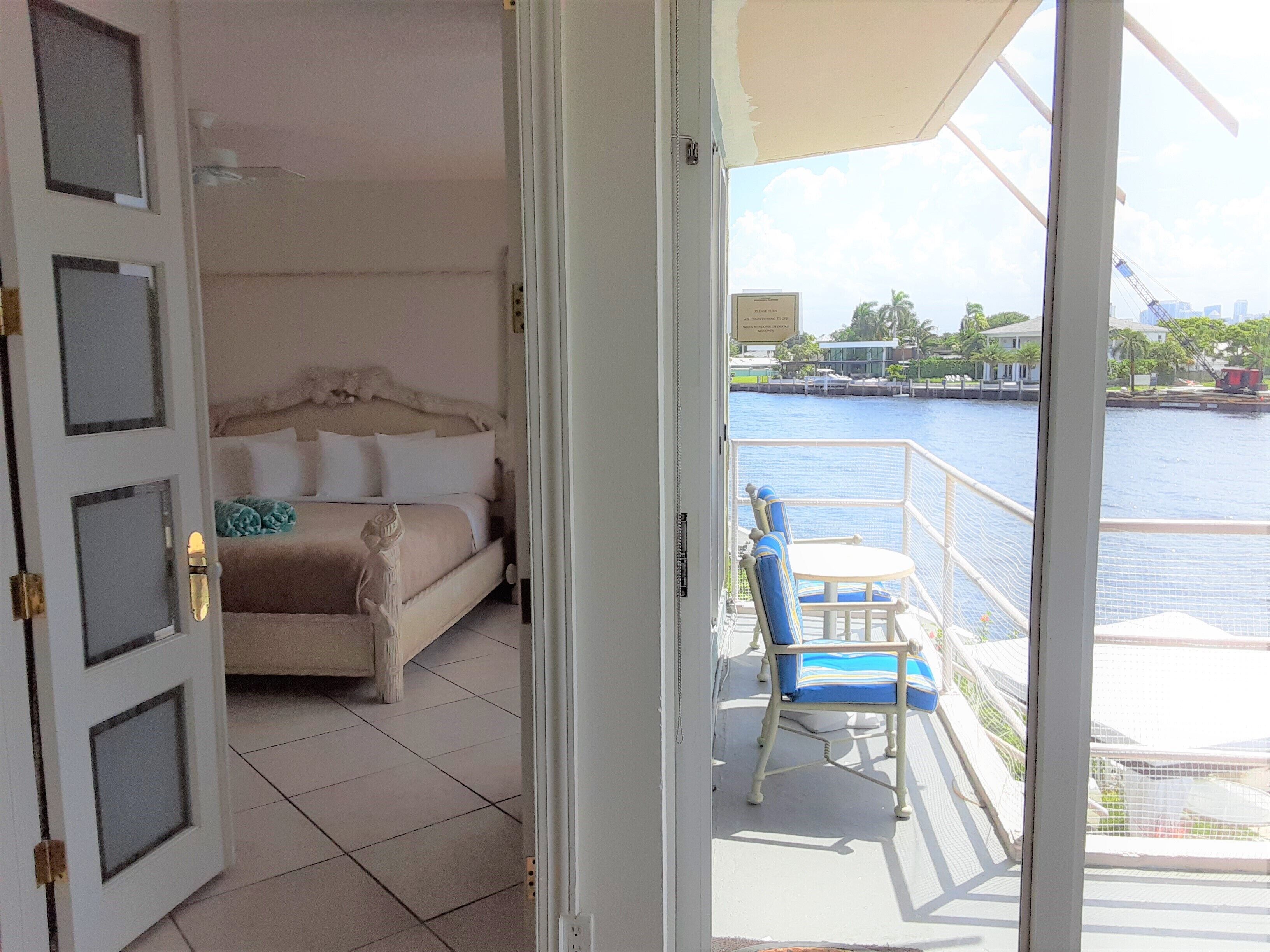 Photo - Manhattan Tower Apartment Hotel