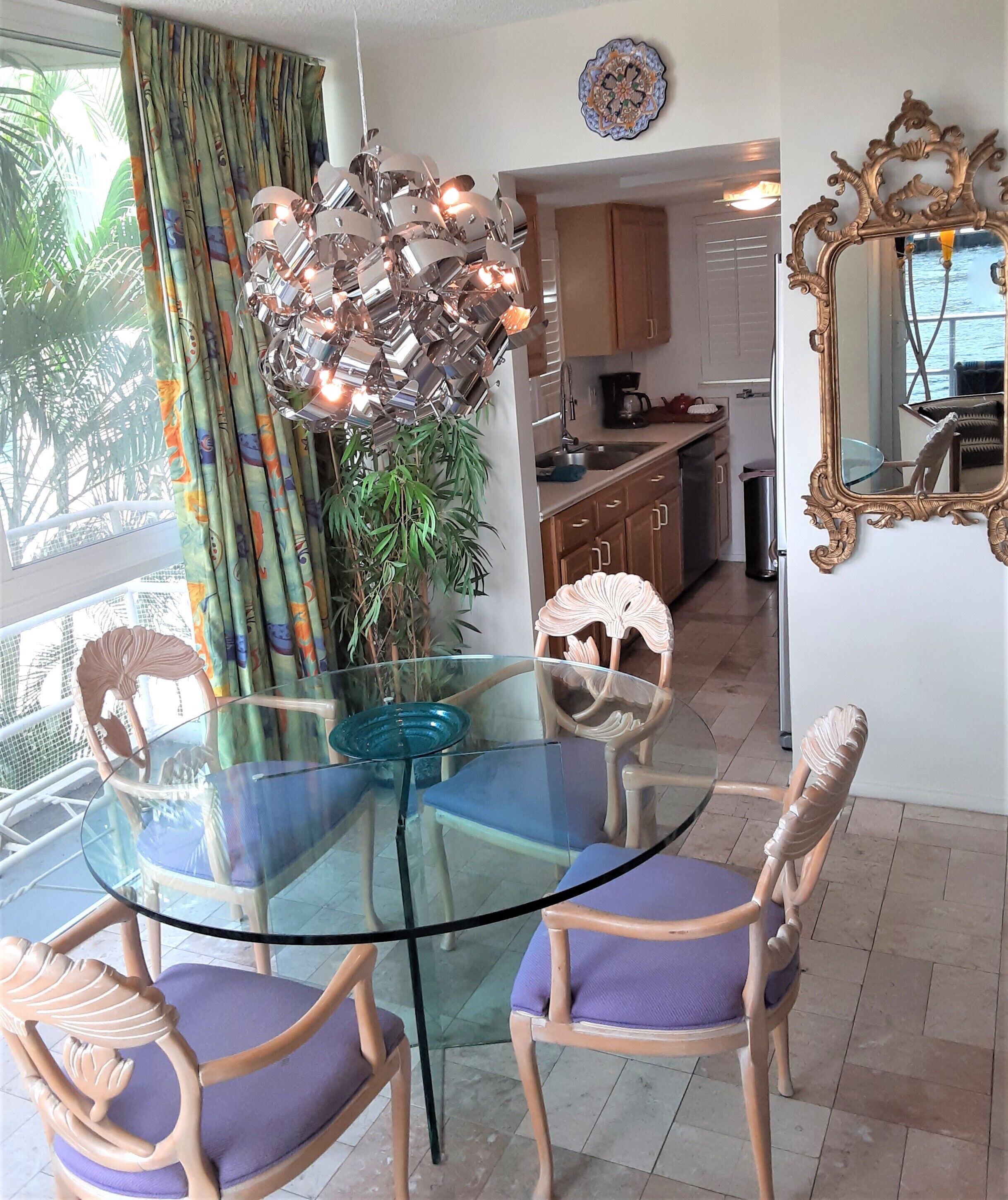 apartment 208 | living area