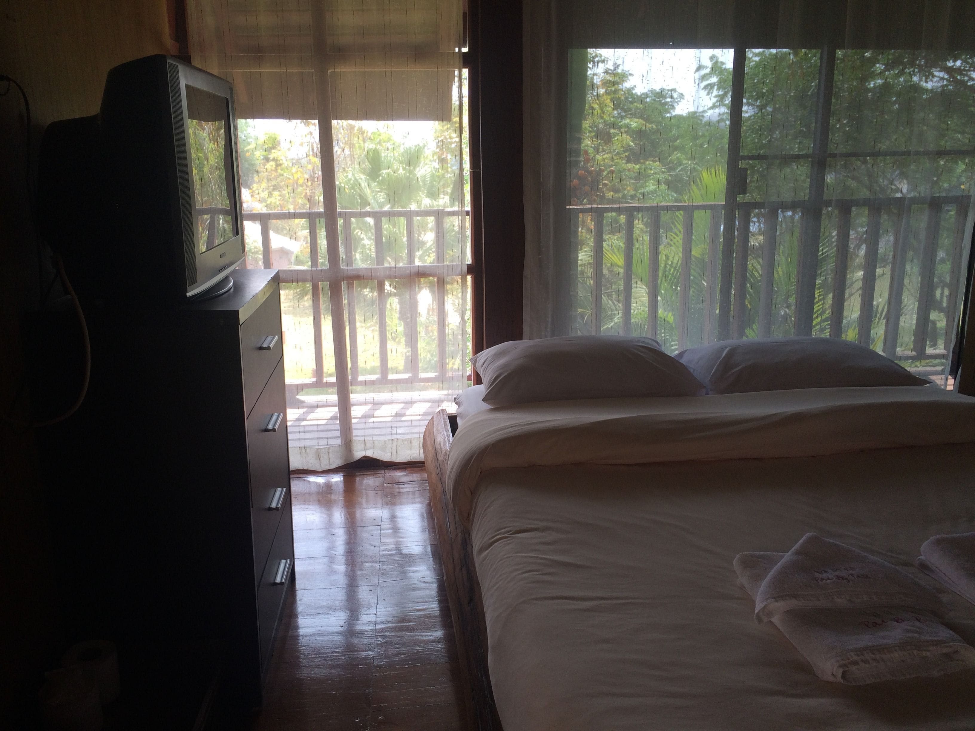 Triple Room | Individually decorated, individually furnished, blackout curtains