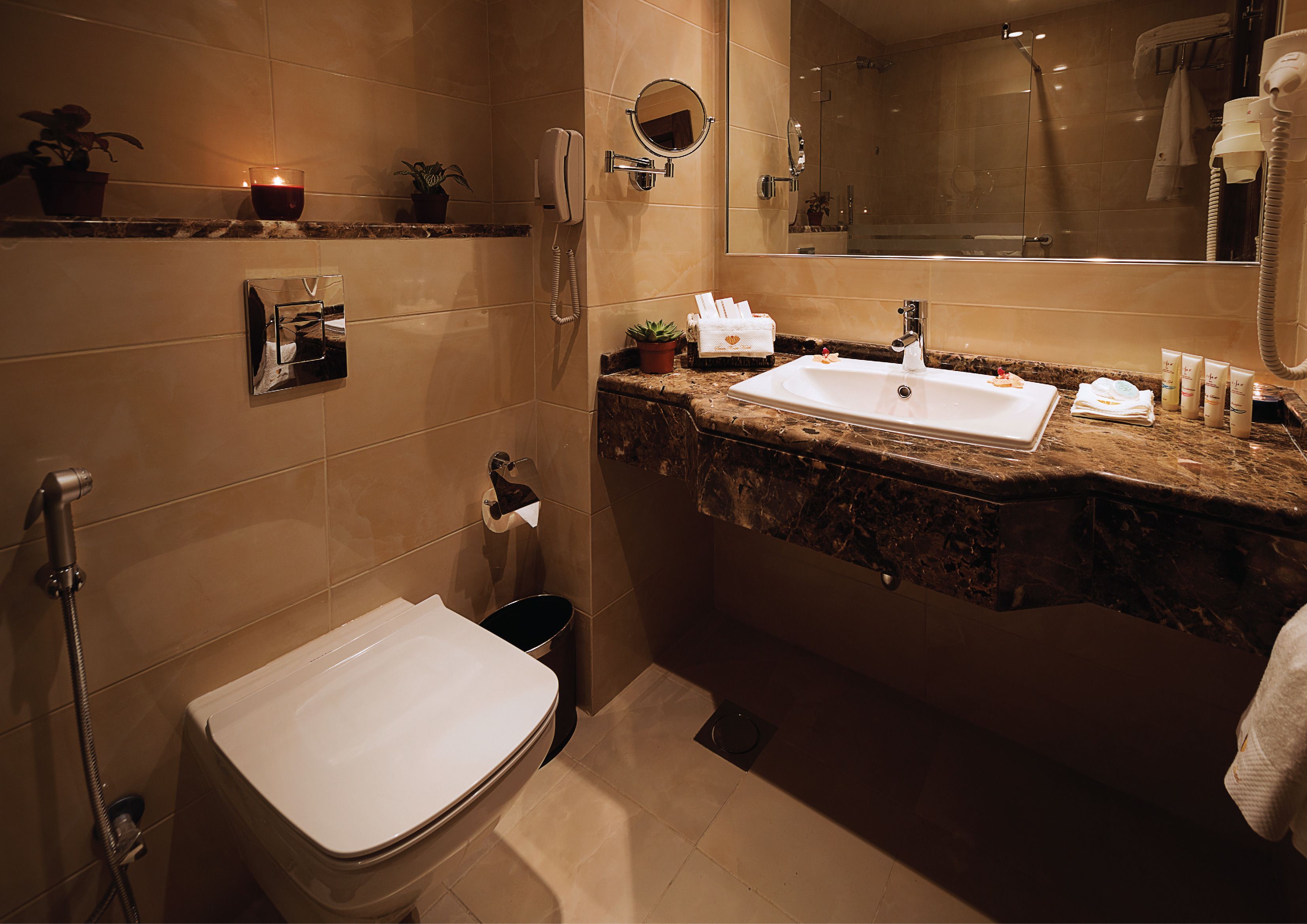 Photo - Seven Roses Hotel