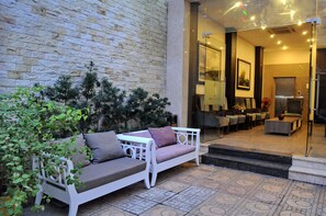 Property entrance - Bella Begonia Nha Trang Hotel (Nha Trang)