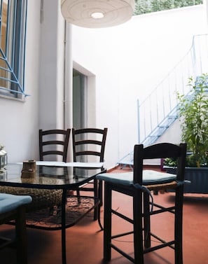 Apartment | Terrace/patio