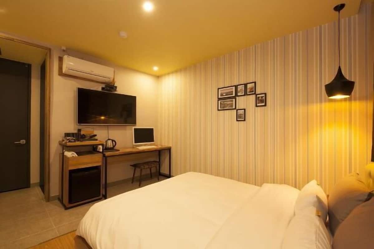 Surmatelas, décoration personnalisée, bureau, rideaux occultants