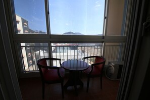 Deluxe Room, 1 Bedroom | Terrace/patio - Bali Motel (Gongju)