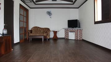 Family Room, Accessible, Ground Floor | Premium bedding, desk, free WiFi, wheelchair access